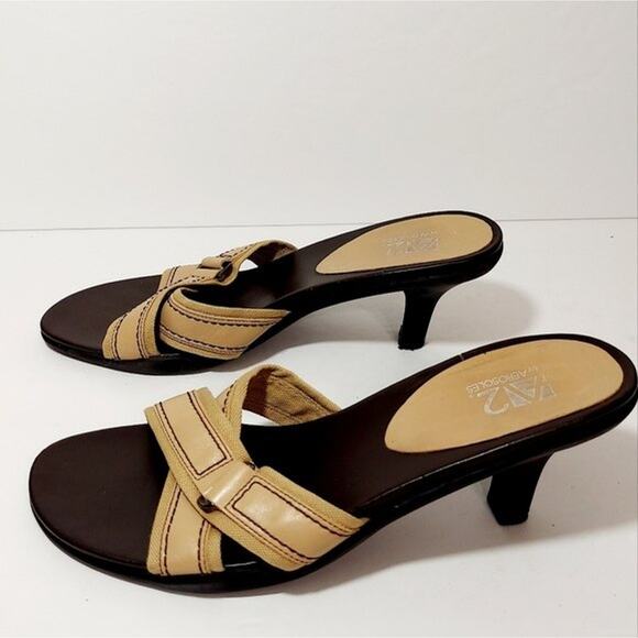A2 by AEROSOLES Women's Size 9.5 Slip-On Sandals Tan Brown Buckle Slip On Heel - Picture 3 of 8